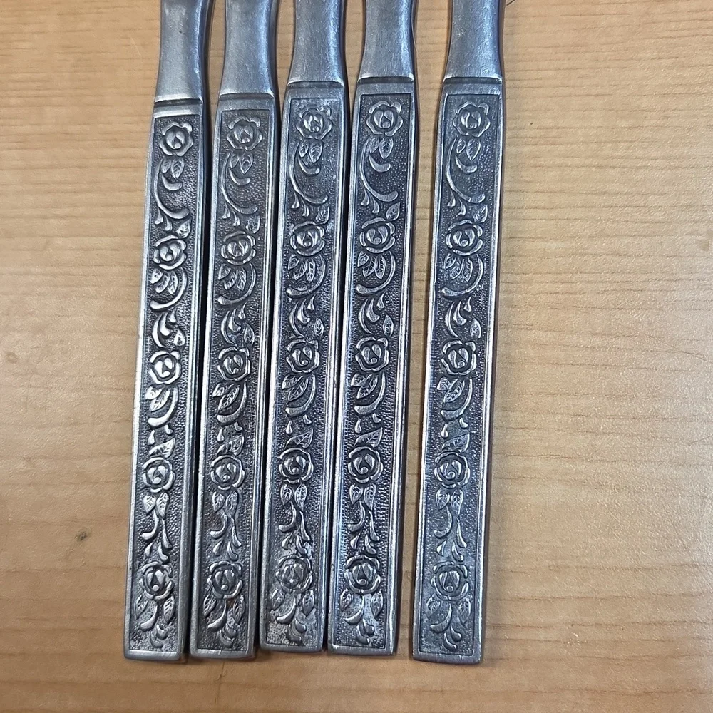 Vintage Nasco Bali‎ Stainless Flatware 5 Dinner Knives  Floral MCM Korea